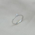 Cincin wanita cincin berlian asli model solitaire (4)