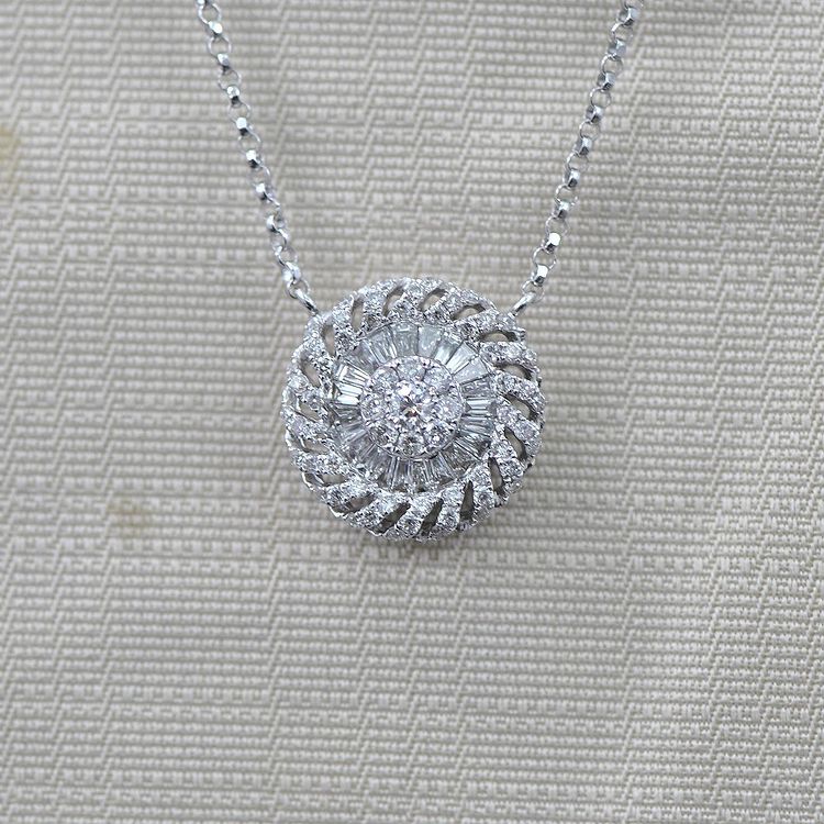 Kalung berlian wanita model mewah (2)