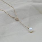 Kalung berlian wanita model mewah dengan mutiara dan tampilan elegant (4)