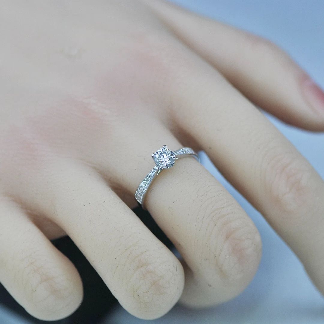 CINCIN BERLIAN GIA EGC 6288 BERLIAN CARAT COLOR D